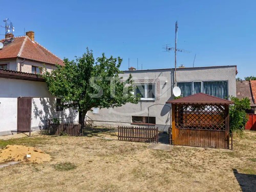 Prodej domu 200 m², pozemek 800 m²