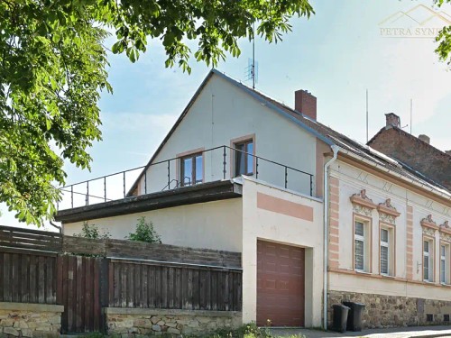 Prodej domu 254 m², pozemek 1374 m²