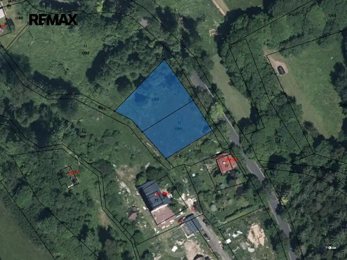 Prodej stavebního pozemku 1000 m²
