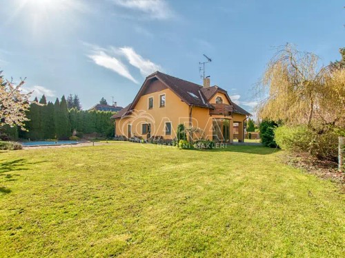 Prodej domu 233 m², pozemek 885 m²