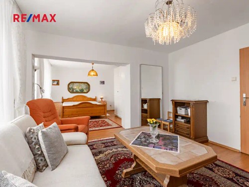 Prodej domu 328 m², pozemek 758 m²