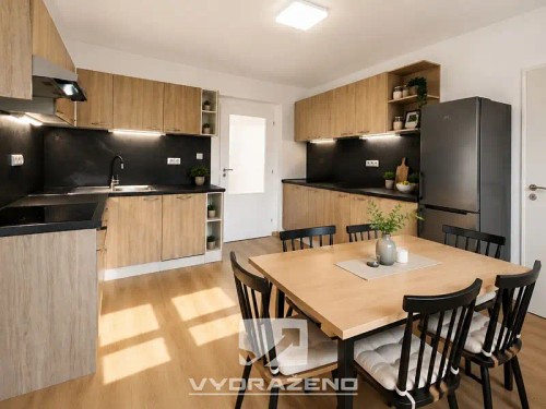 Prodej domu 300 m², pozemek 2815 m²