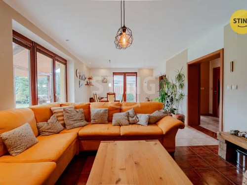 Prodej domu 198 m², pozemek 995 m²