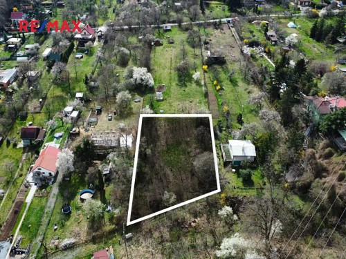Prodej stavebního pozemku 1468 m²