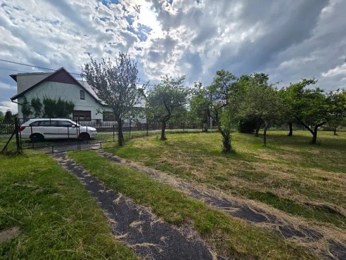 Prodej stavebního pozemku 3049 m²
