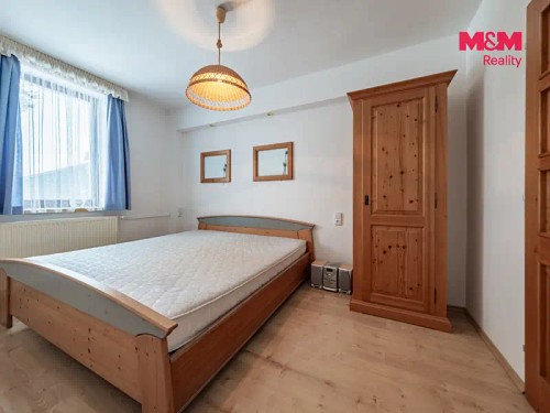 Prodej domu 300 m², pozemek 1340 m²