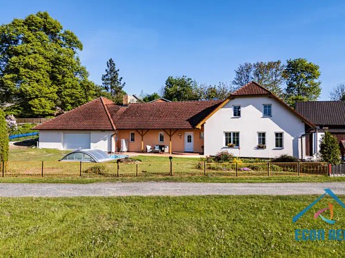 Prodej domu 140 m², pozemek 1139 m²