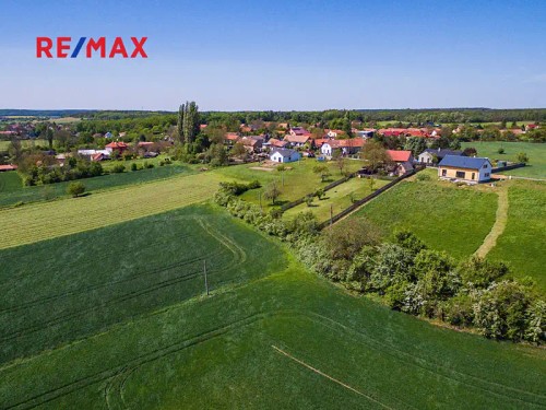 Prodej stavebního pozemku 3036 m²