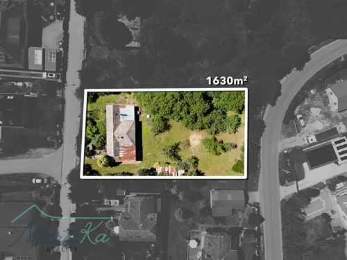 Prodej stavebního pozemku 1630 m²