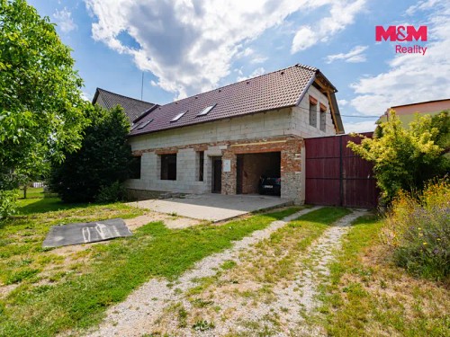 Prodej zemědělské usedlosti 210 m², pozemek 7574 m²