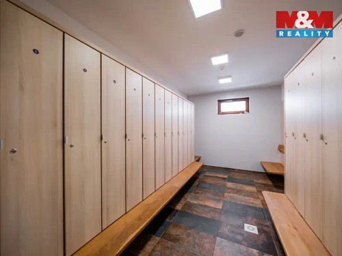 Prodej domu 533 m², pozemek 1952 m²