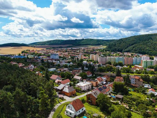 Prodej stavebního pozemku 1276 m²