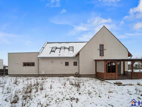 Prodej domu 323 m², pozemek 964 m²