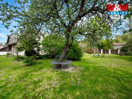 Prodaný  dům 100 m², pozemek 1640 m²