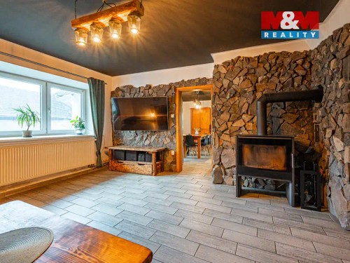 Prodej domu 217 m², pozemek 1439 m²