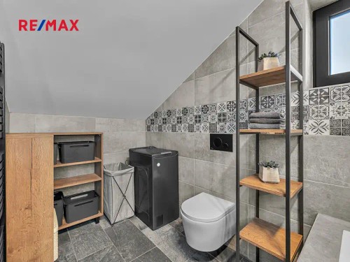 Prodej domu 197 m², pozemek 573 m²