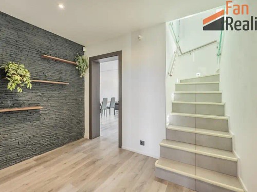 Prodej domu 210 m², pozemek 3132 m²