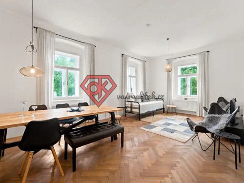 Prodej domu 448 m², pozemek 1653 m²
