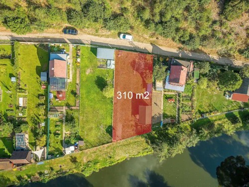 Prodej stavebního pozemku 310 m²