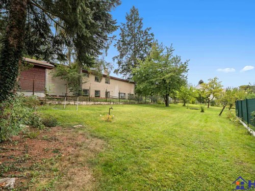 Prodej stavebního pozemku 827 m²