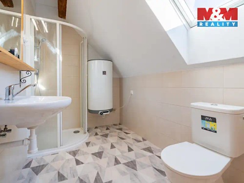 Prodej zemědělské usedlosti 245 m², pozemek 13625 m²