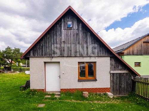 Prodej domu 240 m², pozemek 1143 m²