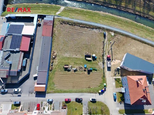 Prodej stavebního pozemku 2072 m²