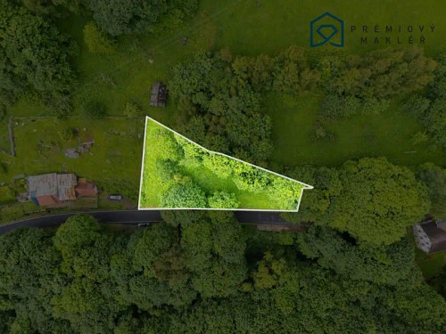 Prodej stavebního pozemku 900 m²
