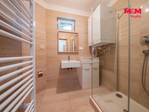 Prodej domu 275 m², pozemek 3832 m²