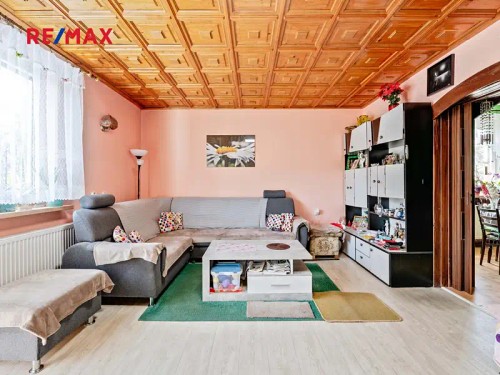 Prodej domu 290 m², pozemek 1221 m²