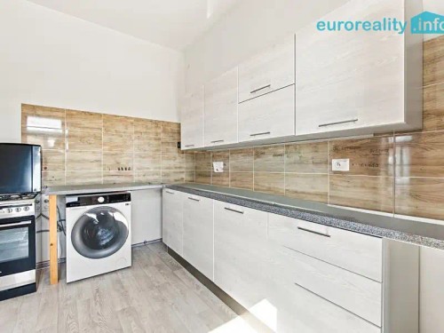 Prodej domu 213 m², pozemek 1424 m²