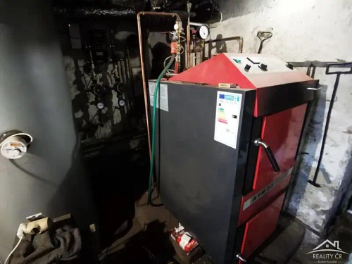 Prodej domu 220 m², pozemek 1909 m²