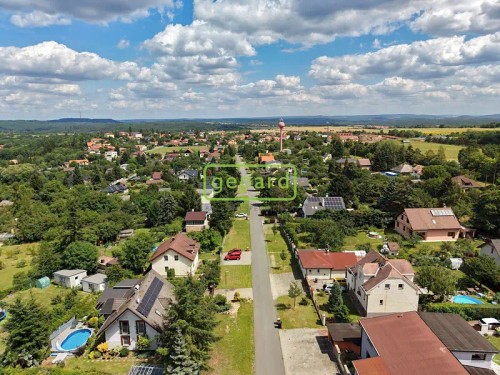 Prodej stavebního pozemku 1384 m²