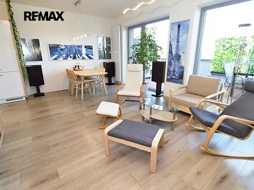 Prodej bytu 4+kk 93 m²