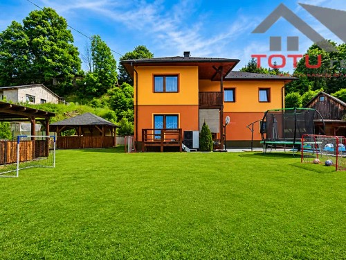 Prodej domu 240 m², pozemek 1129 m²