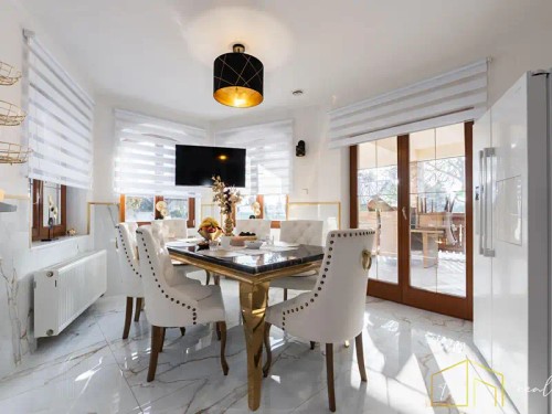 Prodej domu 400 m², pozemek 1728 m²