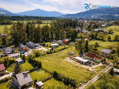 Prodej stavebního pozemku 1288 m²