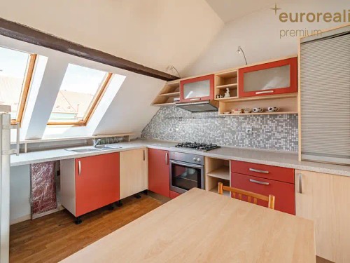 Prodej domu 360 m², pozemek 11 m²