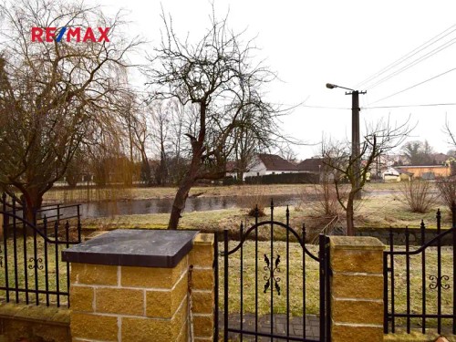 Prodej domu 100 m², pozemek 122 m²