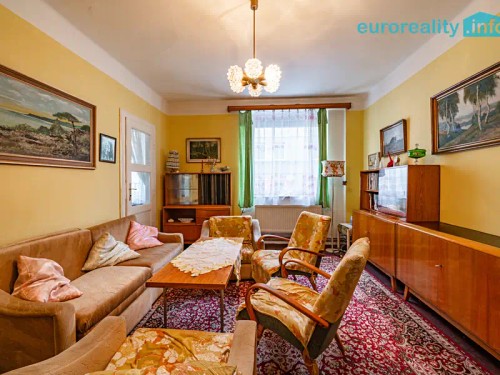 Prodej domu 329 m², pozemek 469 m²