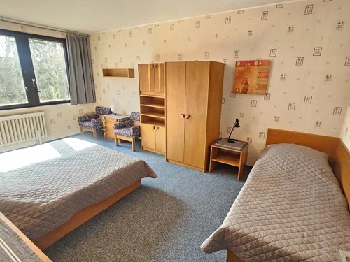 Prodej domu 1047 m², pozemek 12508 m²