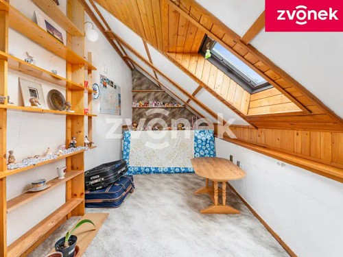 Prodej domu 300 m², pozemek 1168 m²