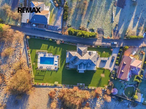 Prodej stavebního pozemku 2656 m²