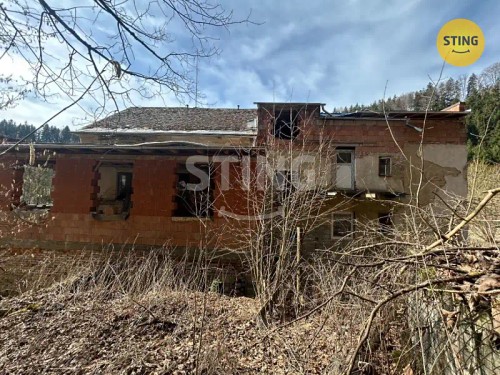 Prodej domu 700 m², pozemek 1187 m²