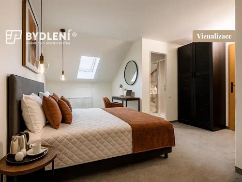 Prodej domu 1631 m², pozemek 2331 m²