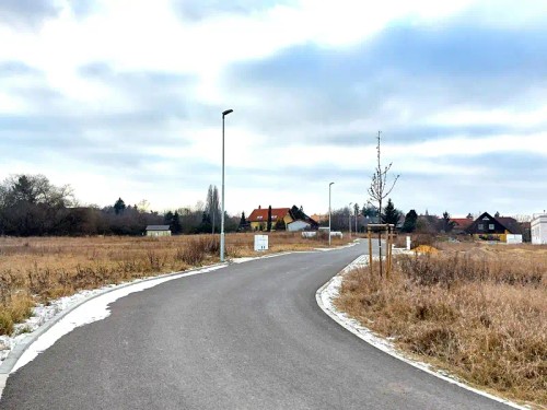 Prodej stavebního pozemku 1093 m²