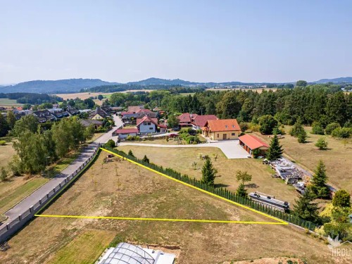 Prodej stavebního pozemku 1033 m²