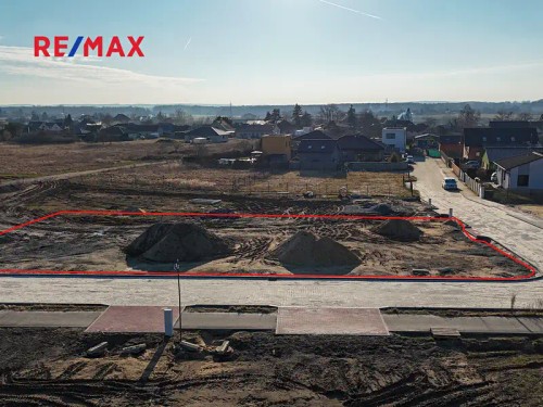 Prodej stavebního pozemku 821 m²