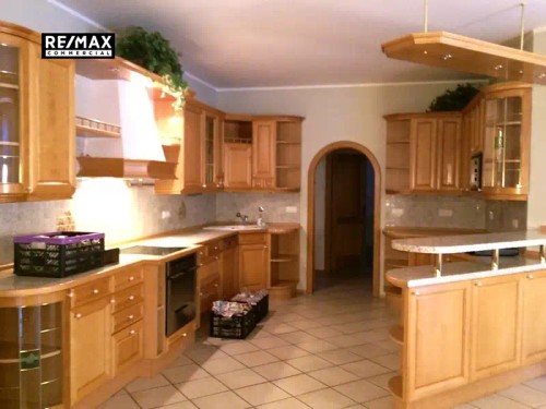 Prodej domu 293 m², pozemek 1198 m²