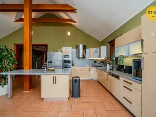 Prodej domu 262 m², pozemek 715 m²